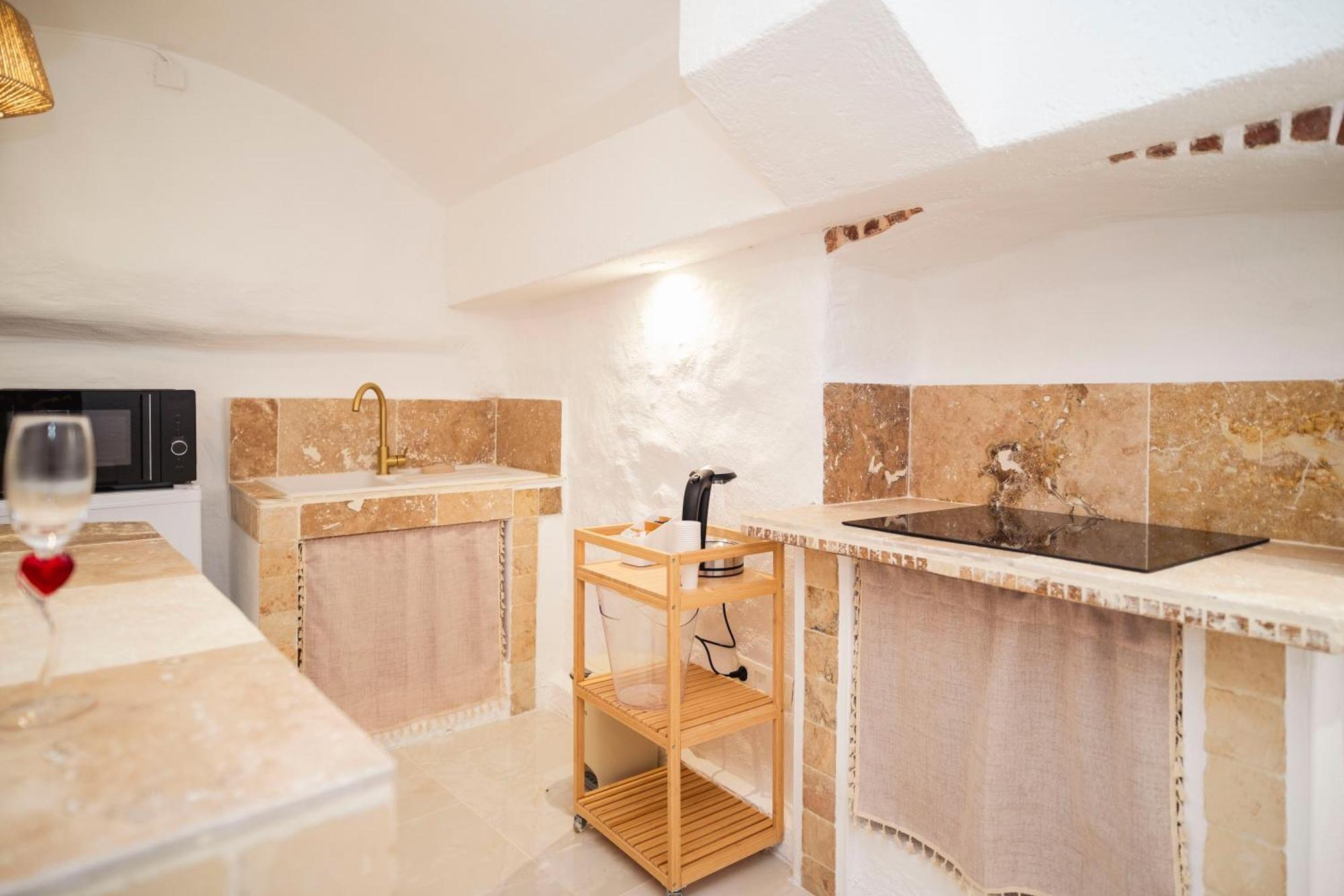 Le Temple D'Aphrodite, Appartement Avec Spa Vienne  Extérieur photo