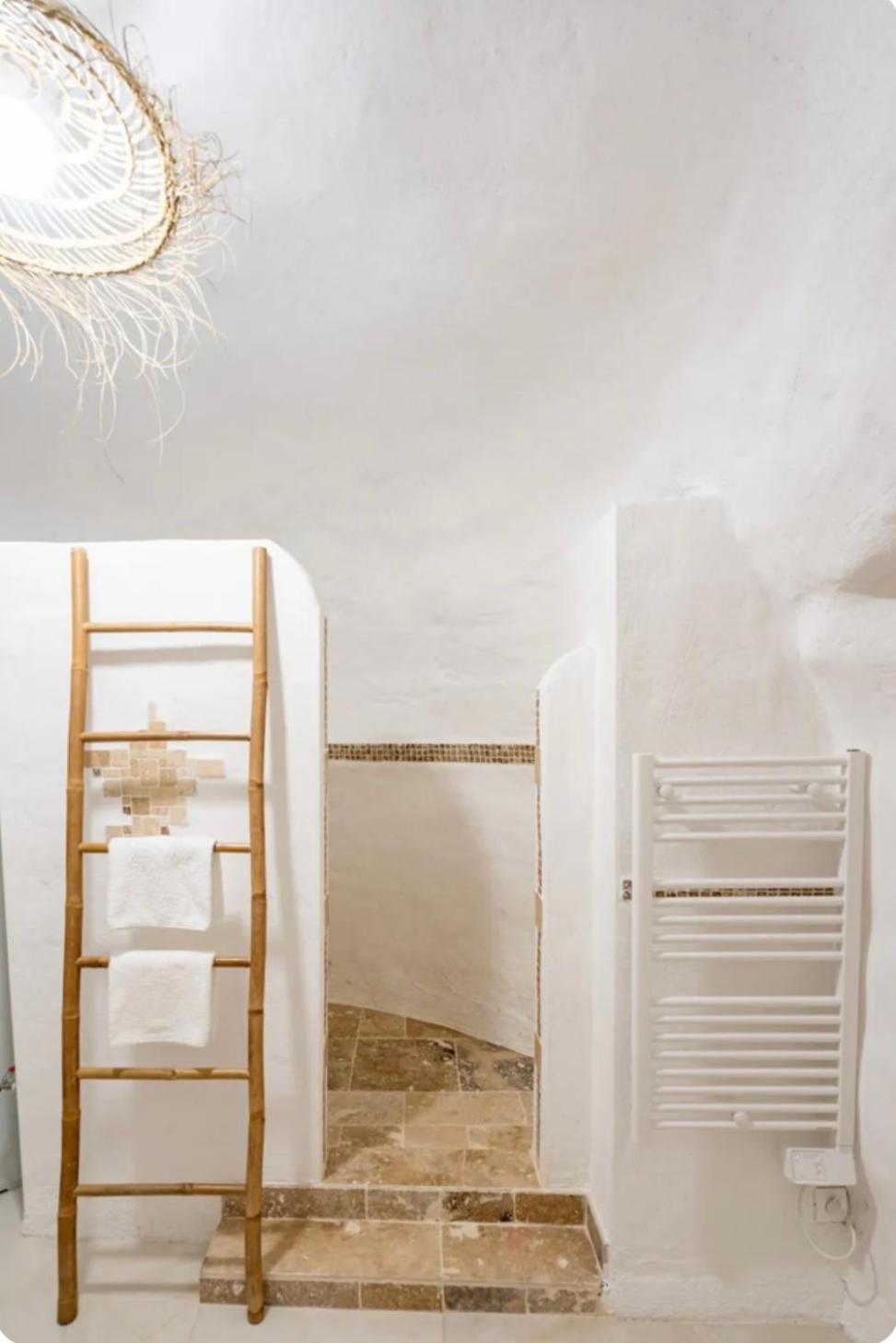 Le Temple D'Aphrodite, Appartement Avec Spa Vienne  Extérieur photo