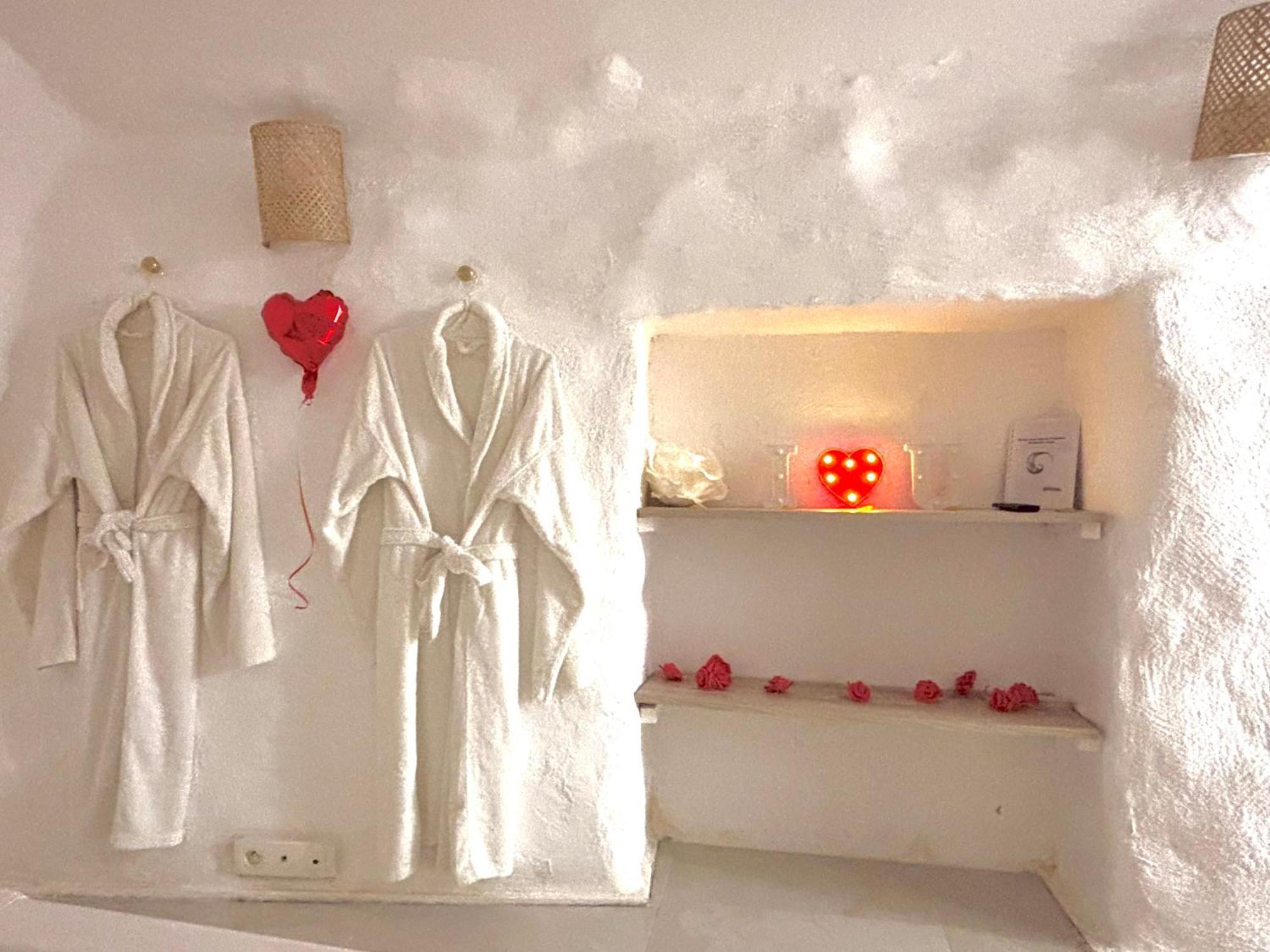 Le Temple D'Aphrodite, Appartement Avec Spa Vienne  Extérieur photo